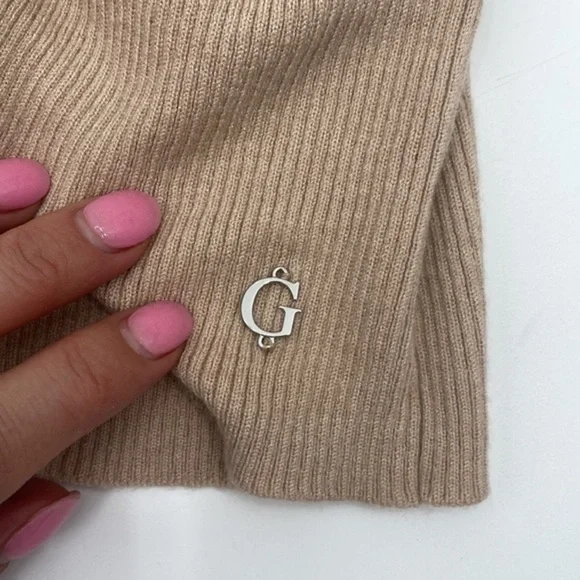 NWT Guess tan cropped long sleeve sweater XS - Picture 3 of 10